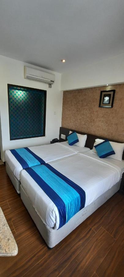 Hotel Lxia Hinjewadi - Indian Nationals Only Pimpri-Chinchwad Eksteriør billede